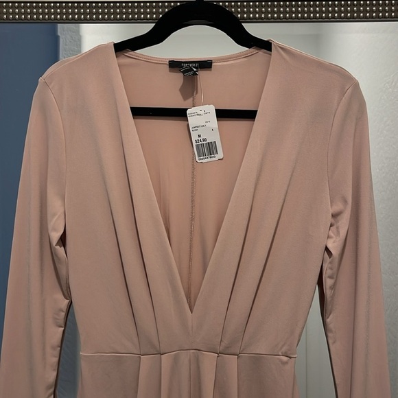Pink Blush Romper Forever 21 Size Medium - Picture 2 of 7